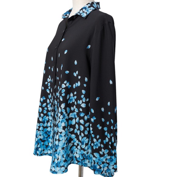 Women's Button Down Blouse Floral Black Blue Petal Size L NWT Klavelli - Picture 6 of 7